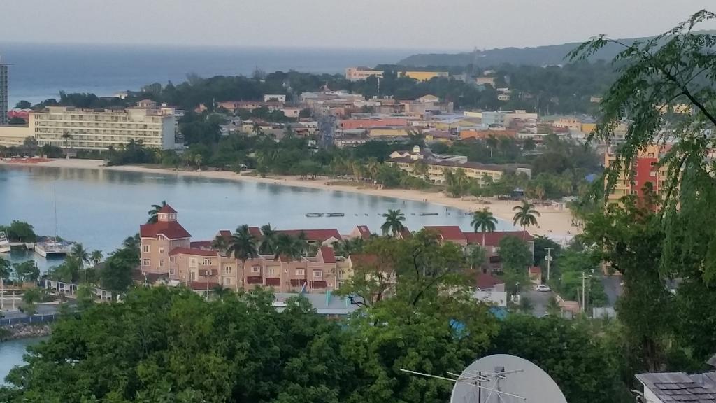 Sky Castles Apt J3 Ocho Rios Exterior foto